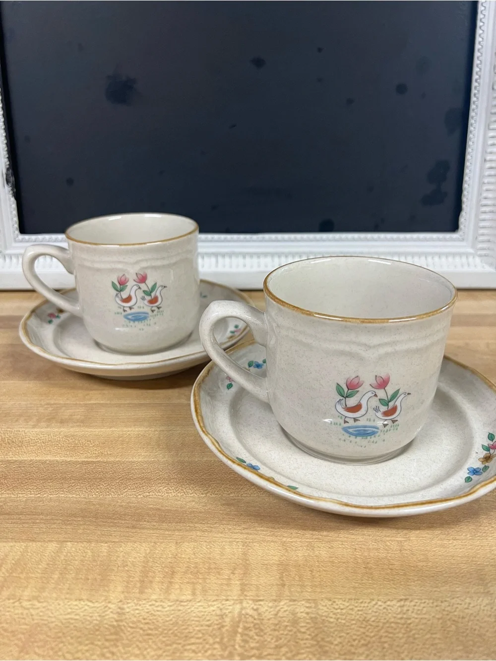 International Tableworks Stoneware Vintage Heartland